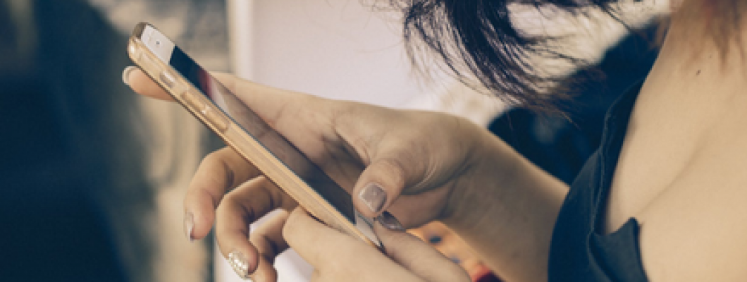 彼氏がLINEを既読無視する理由は?返事がこないときの対処法やアダルトグッズでストレス発散方法を紹介! <span style='color:#fce268'>NEW!</span> 彼氏がLINEを既読無視する理由は?返事がこないときの対処法やアダルトグッズでストレス発散方法を紹介! <span style='color:#fce268'>NEW!</span>